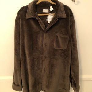 American Essentials Man’s Shirt XXL